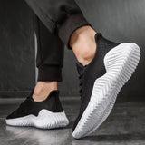 Men's Athletic Running Shoes